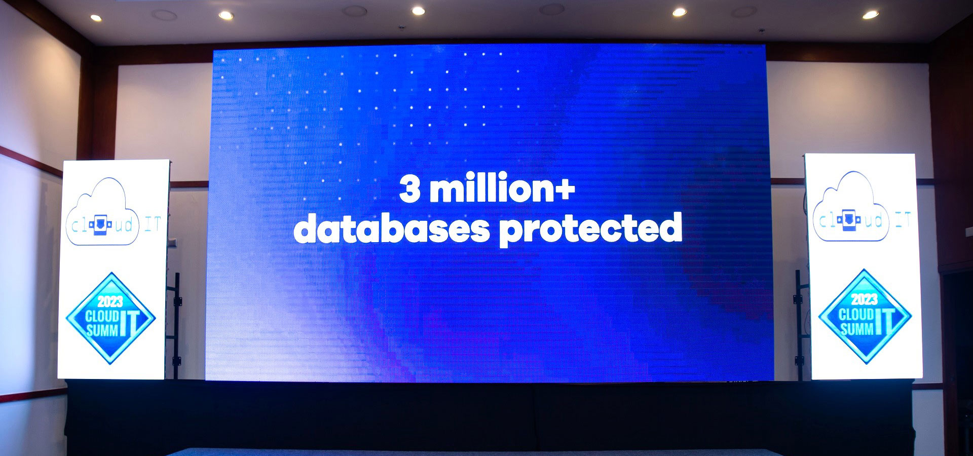 Servicio de alquiler pantallas LED