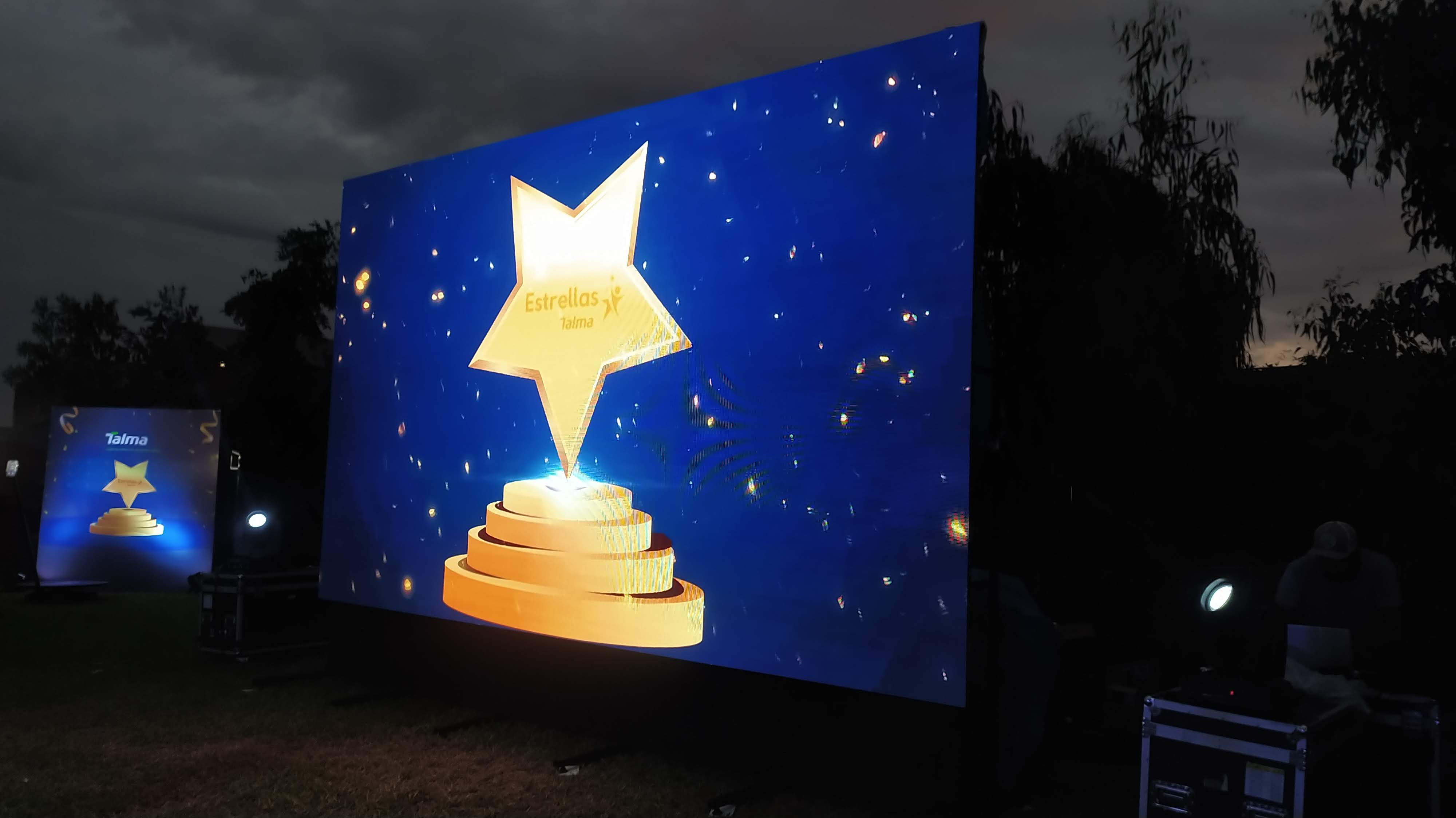 Alquiler de pantallas LED para eventos nocturnos